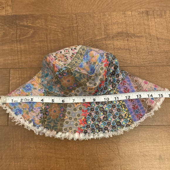 NATURAL LIFE Sandy Days Bucket Hat Watercolor Patchwork Sunny Day Boho Festival - Picture 12 of 14